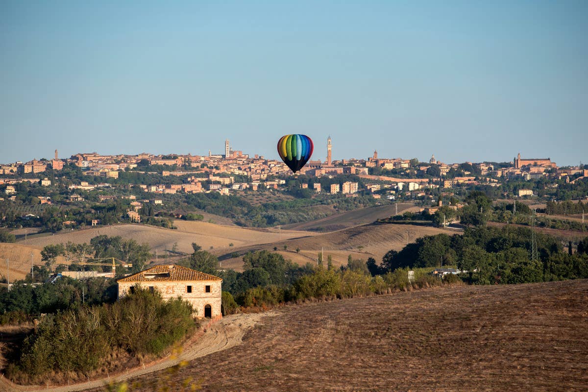 I migliori viaggi in mongolfiera per scoprire le bellezze del mondo dall'alto