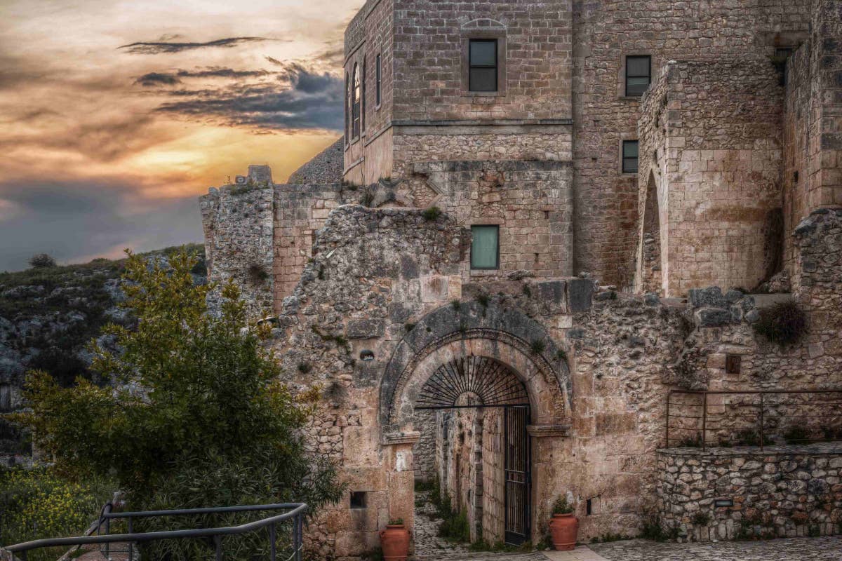 Monte Sant'Angelo: viaggio tra storia e natura nel cuore della Puglia