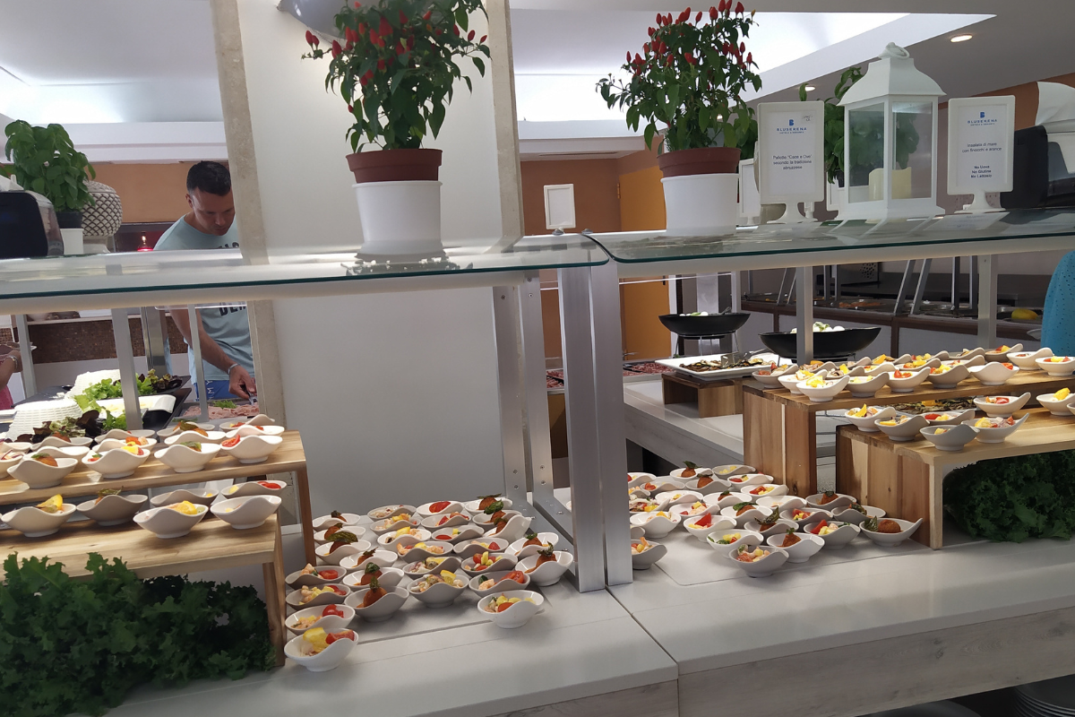 Vacanze all'ultimo minuto al Bluserena di Montesilvano assieme a 1000 turisti Vacanze all'ultimo minuto al Bluserena di Montesilvano assieme a 1000 turisti