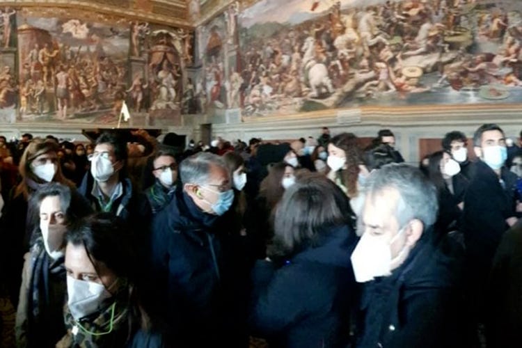 Gli assembramenti ai Musei Vaticani - 
