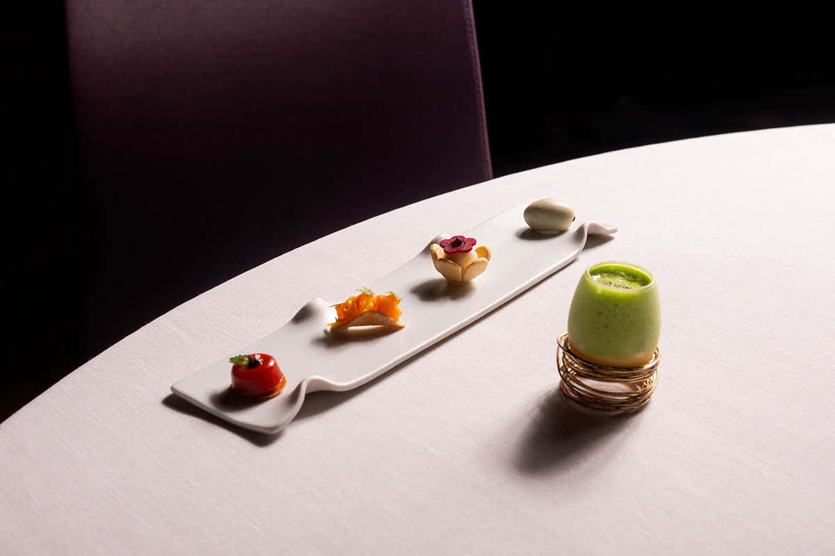 Il menu che fa del pomodoro il protagonista assoluto in 6 portate da non perdere