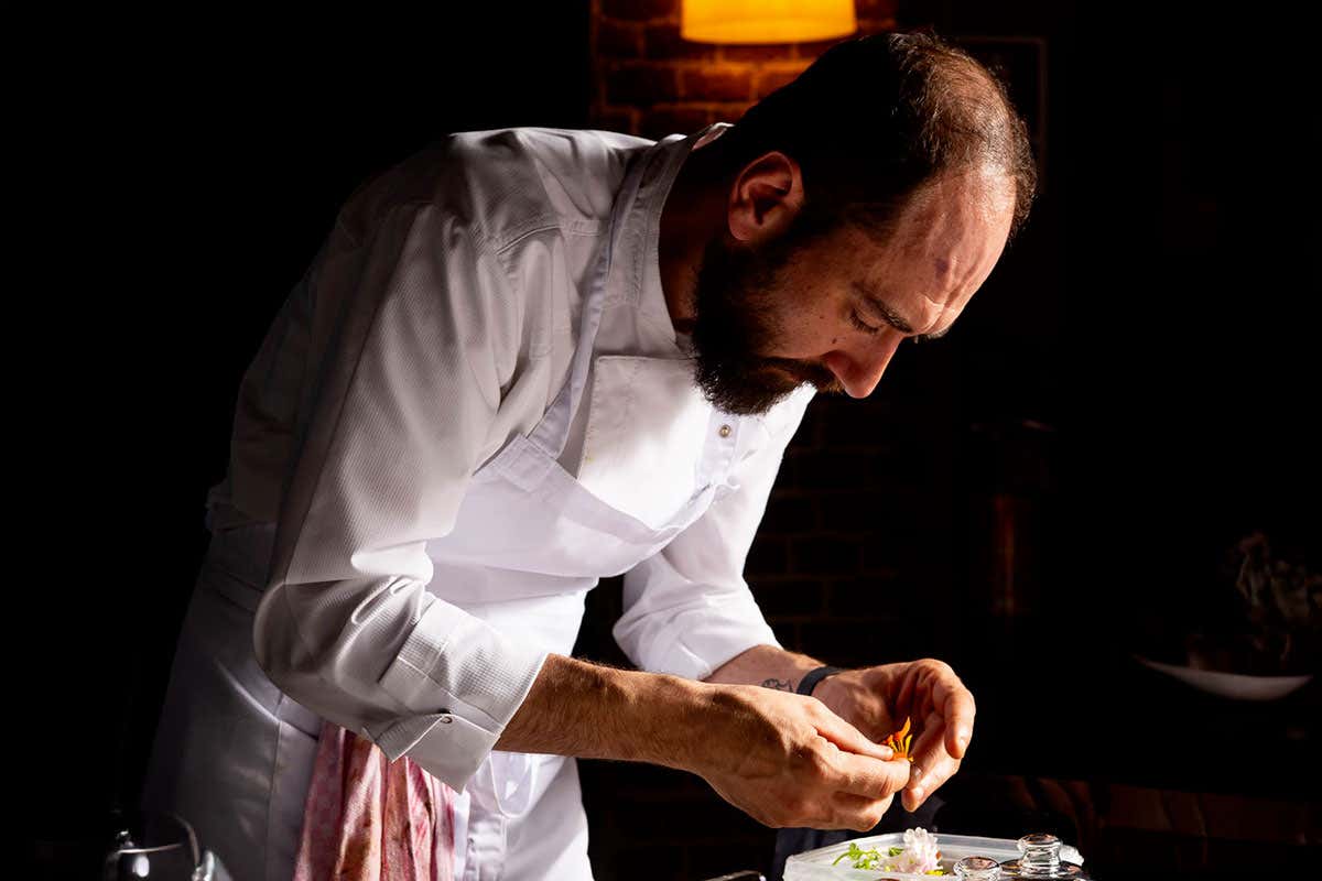 Il menu che fa del pomodoro il protagonista assoluto in 6 portate da non perdere