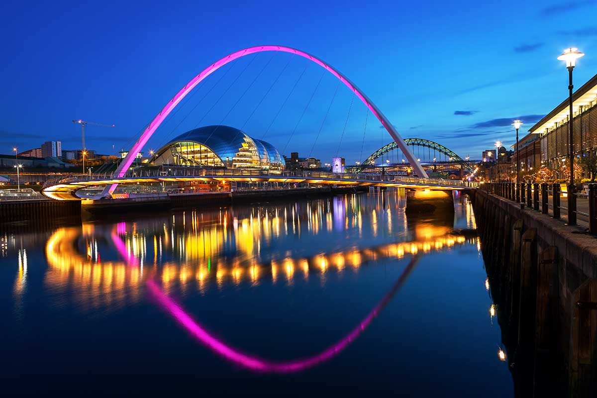 Il Millennium Bridge di Newcastle Dall'aeroporto di Bergamo a Newcastle e Madeira, Ryanair pensa già all'estate 2022