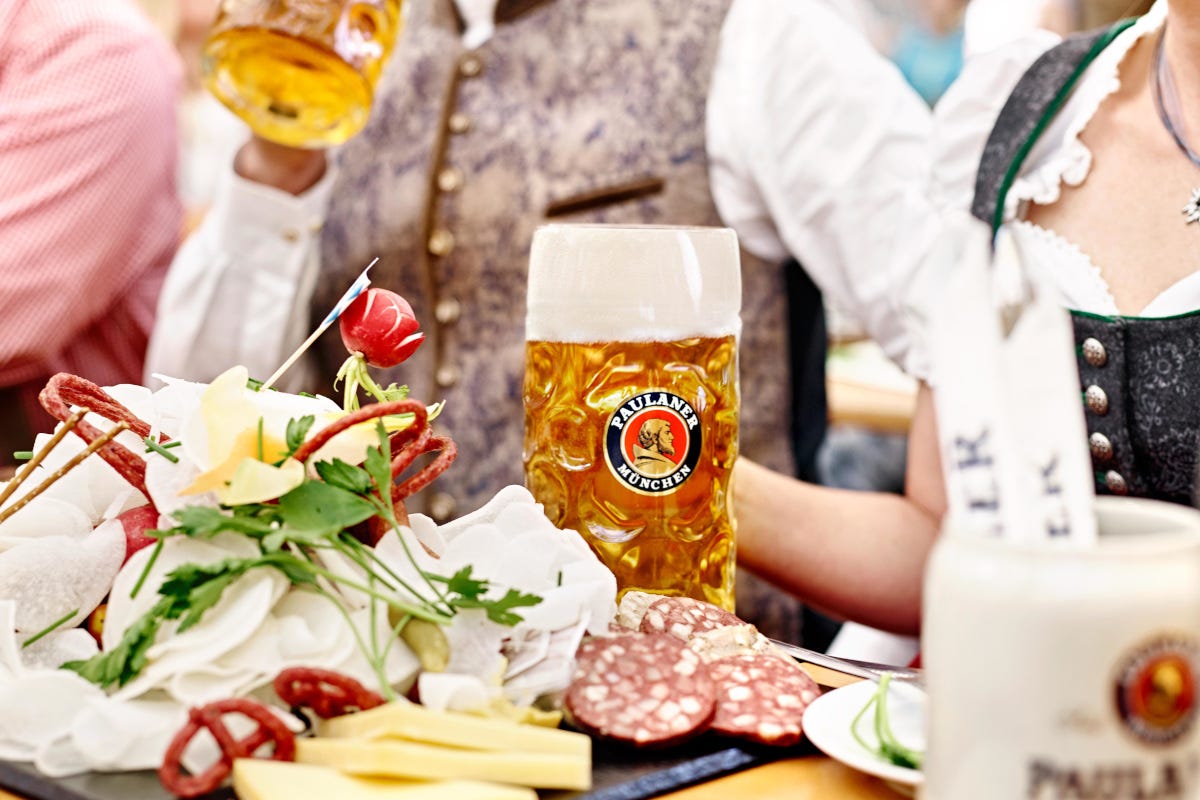 Birra, cibo e musica bavarese: a Torino la prima edizione di Paulaner Oktoberfest