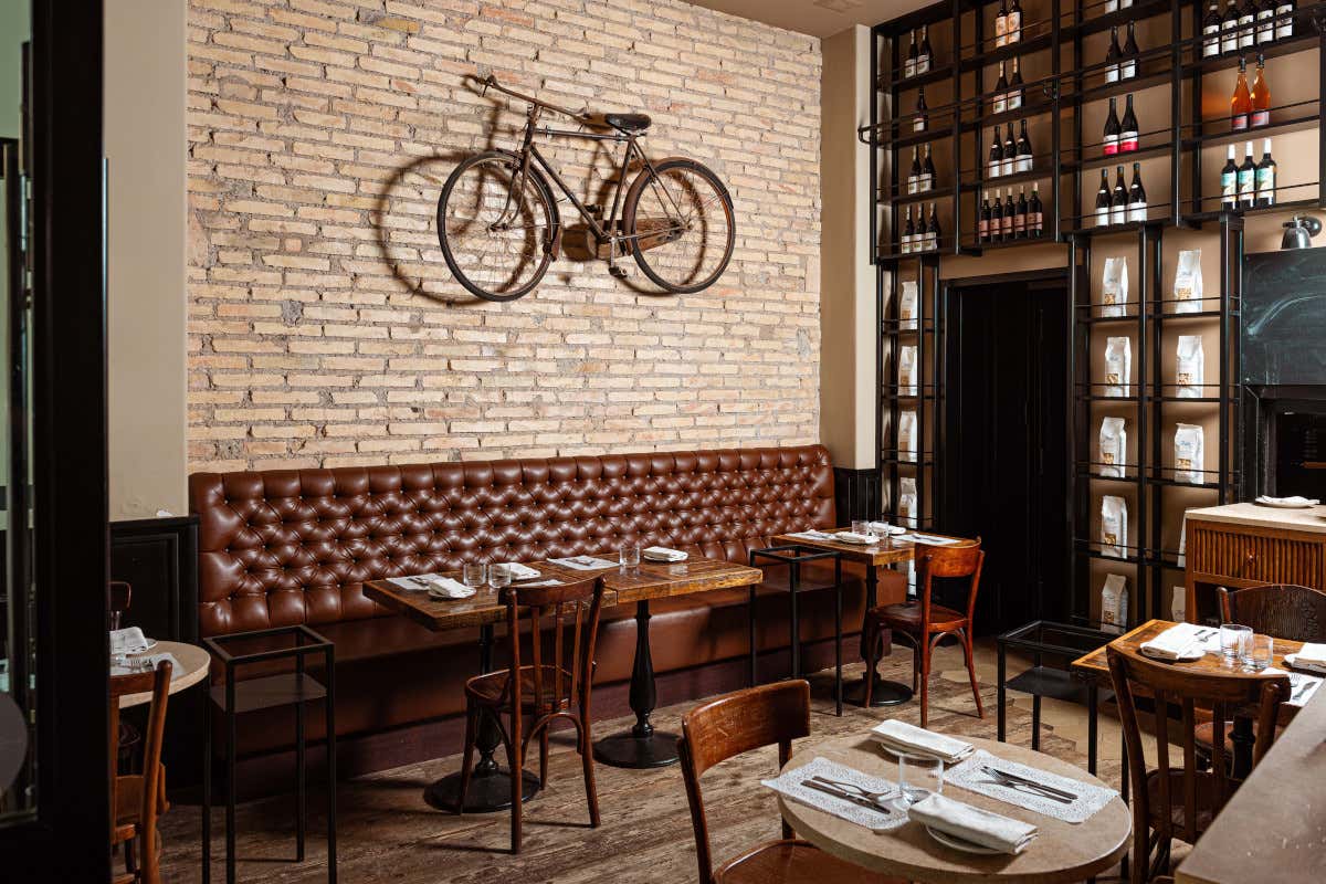 A Ostia Lido c’è un’osteria di pesce che supera i soliti piatti di mare A Ostia Lido c’è un’osteria di pesce che supera i soliti piatti di mare