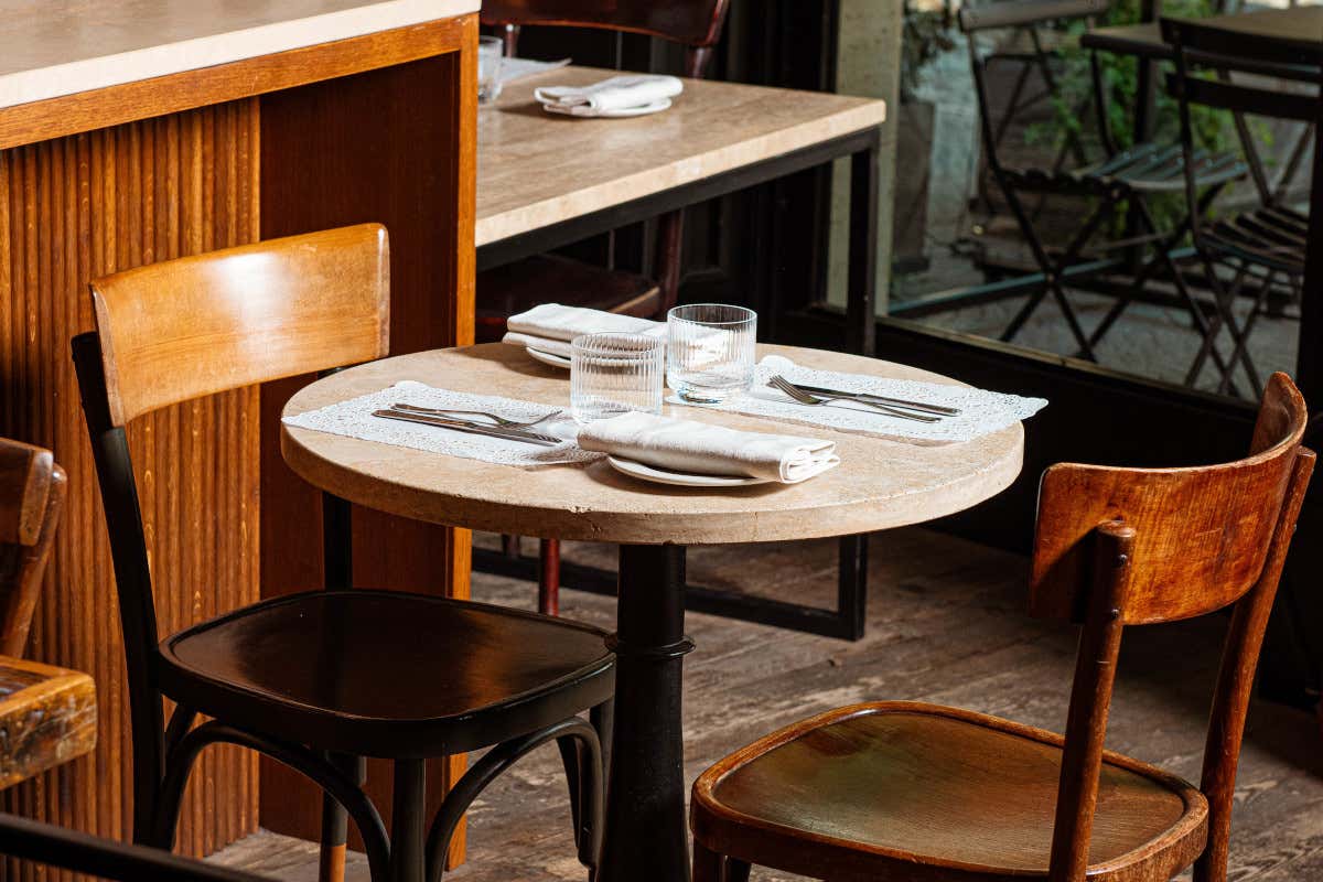 A Ostia Lido c’è un’osteria di pesce che supera i soliti piatti di mare A Ostia Lido c’è un’osteria di pesce che supera i soliti piatti di mare