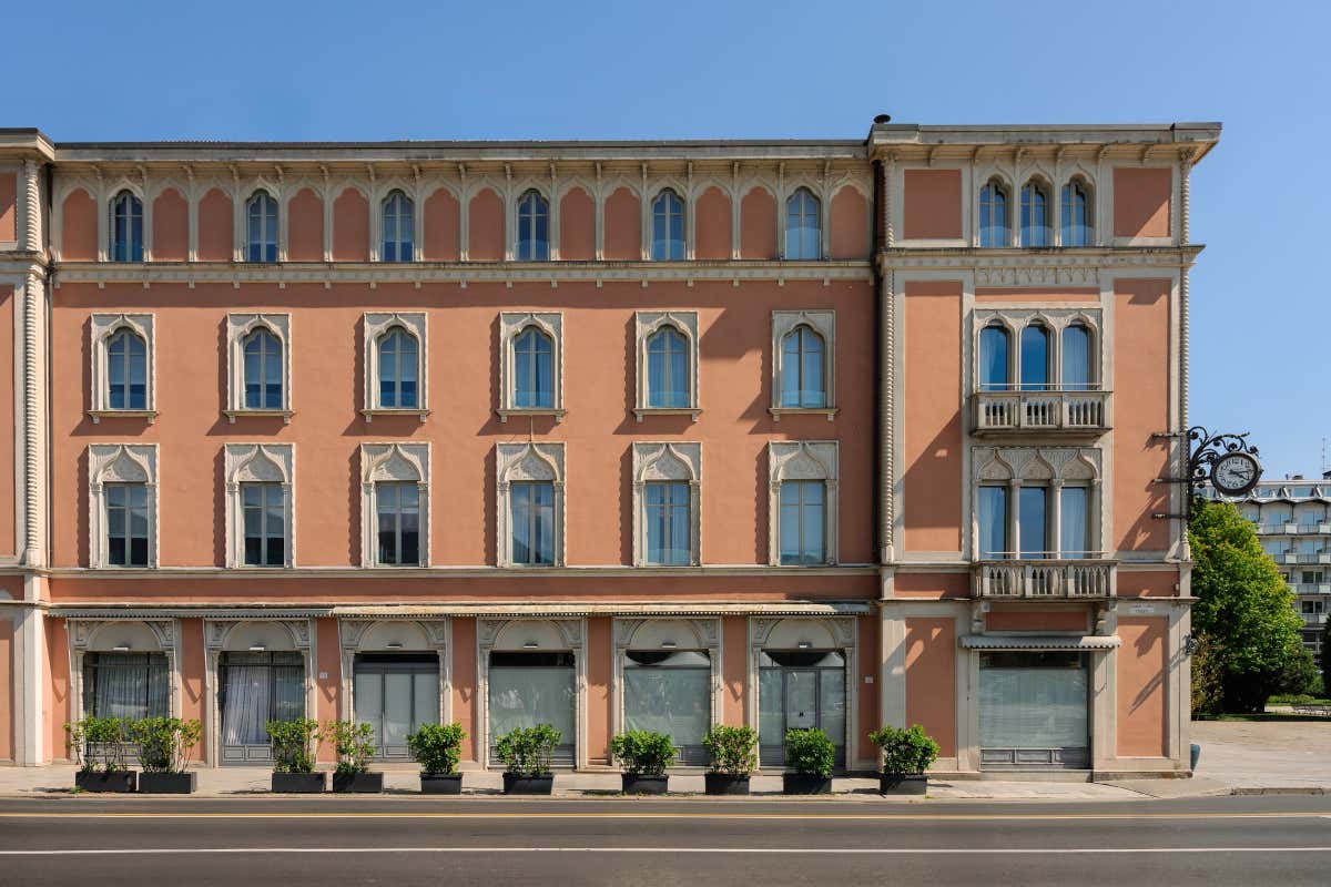 Palazzo Venezia apre a Como: lusso e fascino sul Lago con Villa d’Este