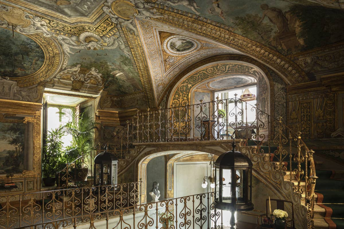 Affreschi sui soffitti dell'Hotel Vilòn di Roma Hotel Vilòn a palazzo Borghese soggiorni tra l'arte e la storia di Roma