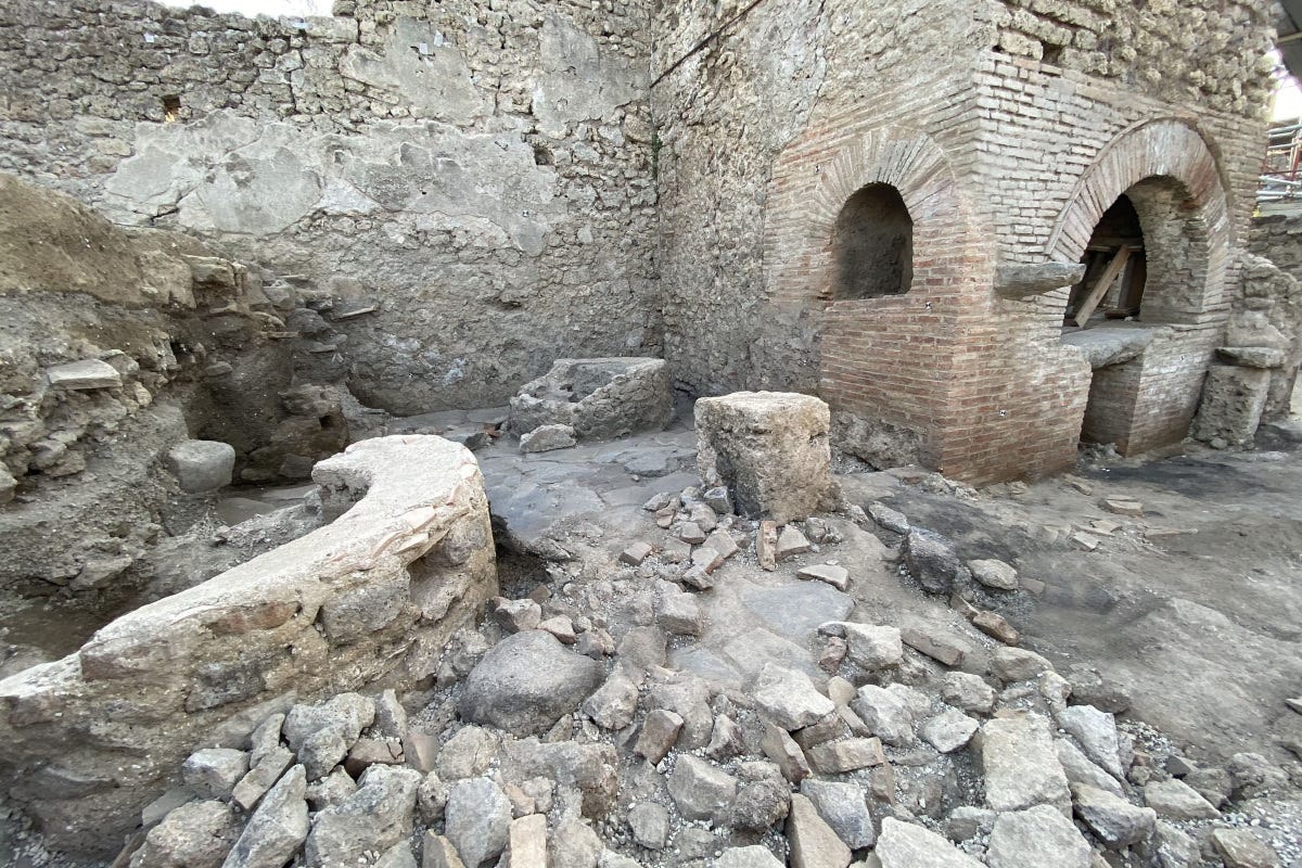 Nuove scoperte a Pompei: trovato un panificio prigione