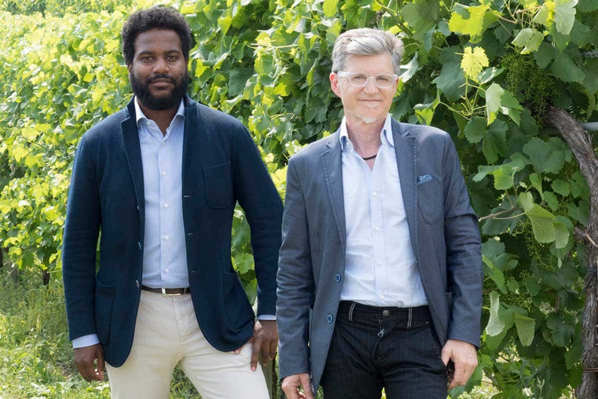 Da sinistra, Filippo e Paolo Polegato Paolo Polegato si assicura il 110% di Astoria Wines. Il figlio Filippo amministratore delegato Da sinistra, Filippo e Paolo Polegato Paolo Polegato si assicura il 110% di Astoria Wines. Il figlio Filippo amministratore delegato