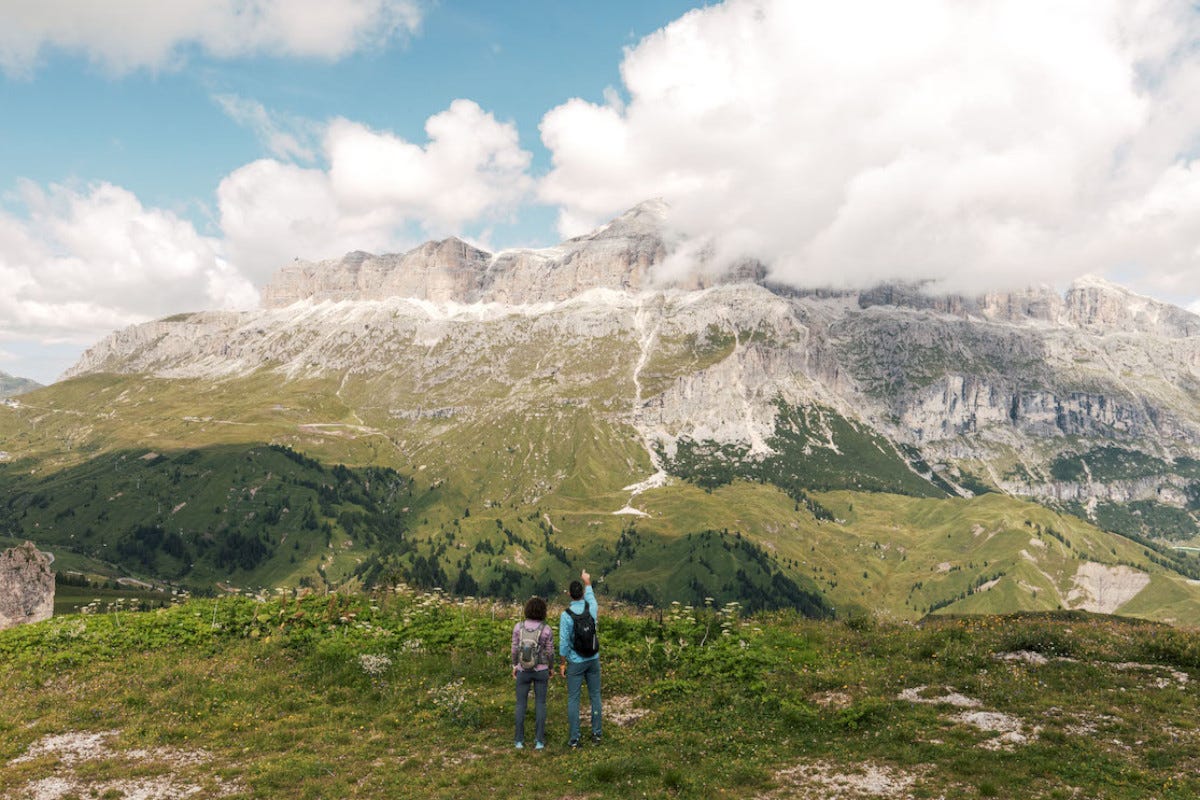 Avventure in alta quota: scopri i sentieri e i panorami più suggestivi delle Alpi