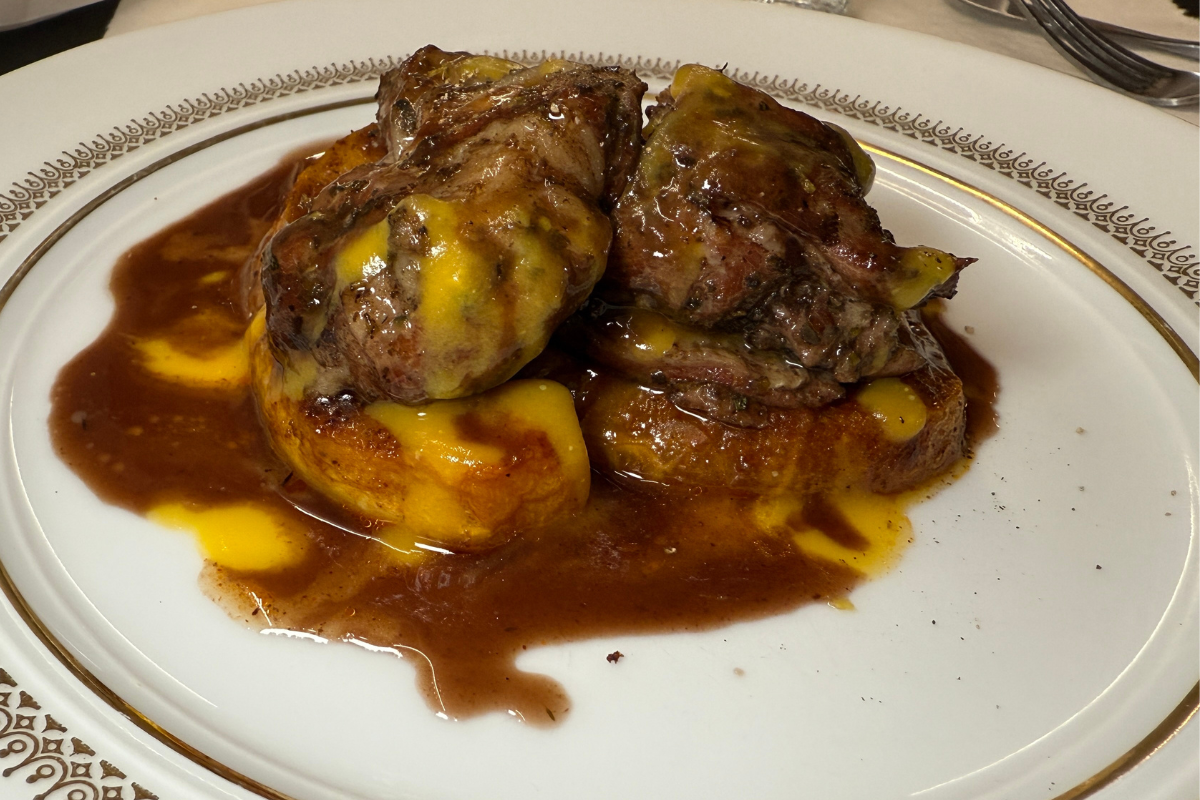 Piro: la sfida ambiziosa di un locale contemporaneo sulle colline di Terni Piro: la sfida ambiziosa di un locale contemporaneo sulle colline di Terni