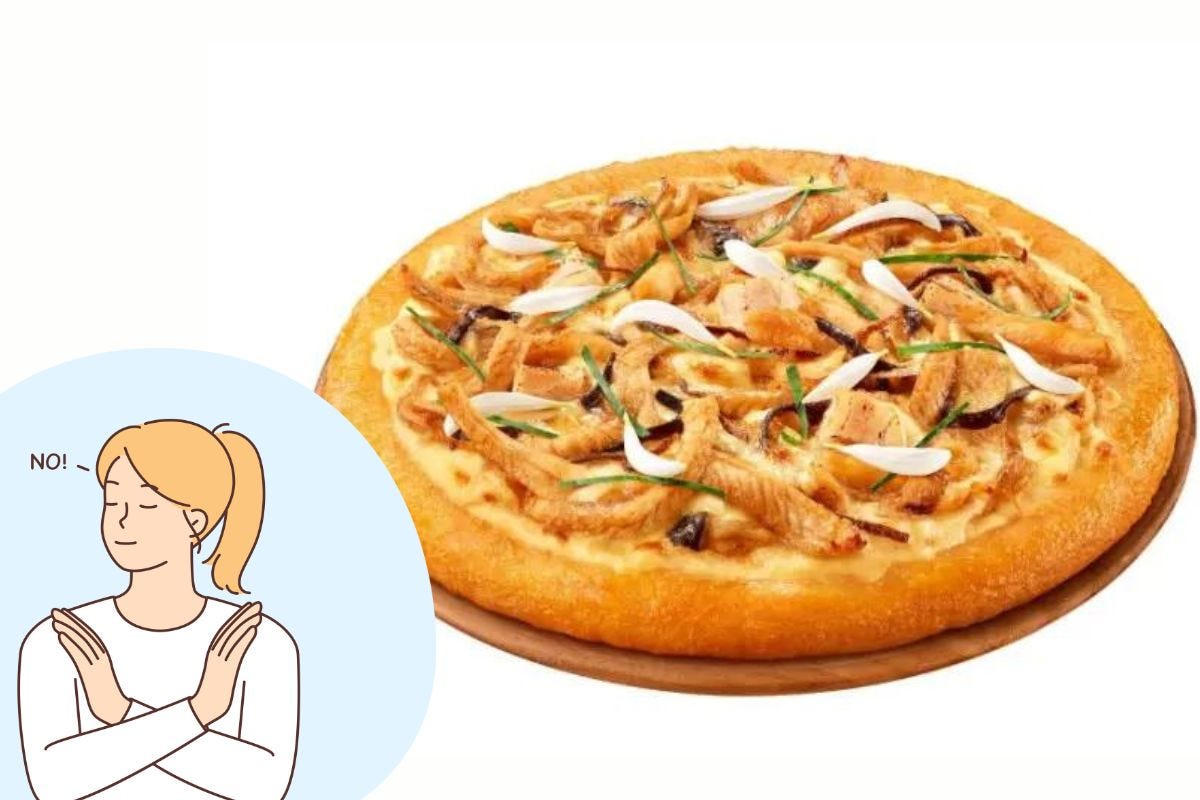 Pizza Hut lancia la pizza con carne di serpente, ma l'effetto stupore non c'è