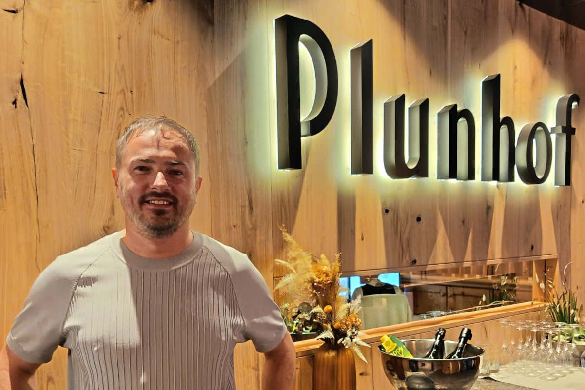 Benessere tra le Alpi: l'hotel dove vivere l’autunno tra Sky Pool, saune e natura