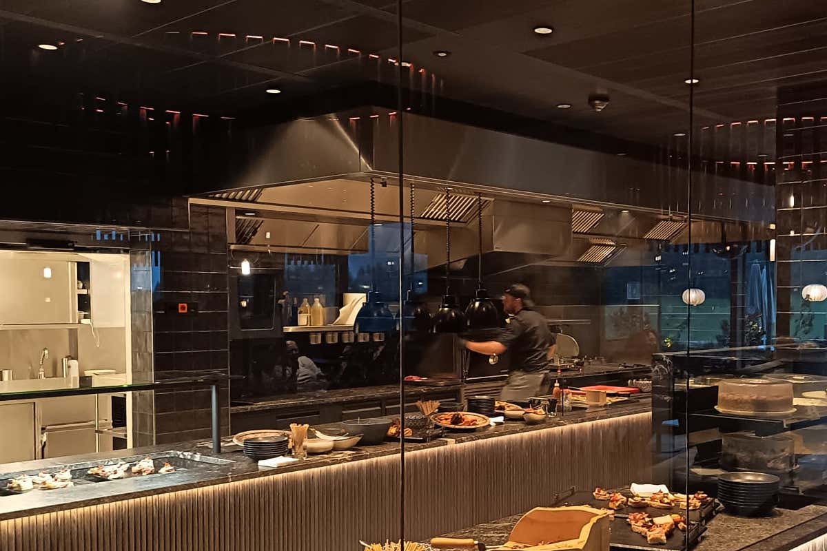 Benessere tra le Alpi: l'hotel dove vivere l’autunno tra Sky Pool, saune e natura