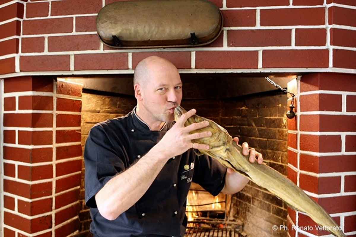 A Storo torna il Festival della Polenta con la supersfida tra i “polentèr” A Storo torna il Festival della Polenta con la supersfida tra i “polentèr”