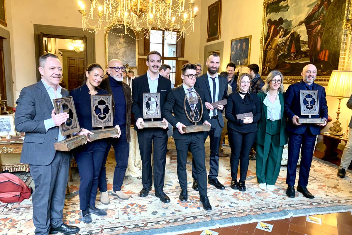 Tutti i premiati. Da sinistra, Diego Guidi, Elisa Forlanelli, Edoardo Albano, Federico Ambrosi, Christian Danese “Protagonisti della Sala”: vince Federico Ambrosi