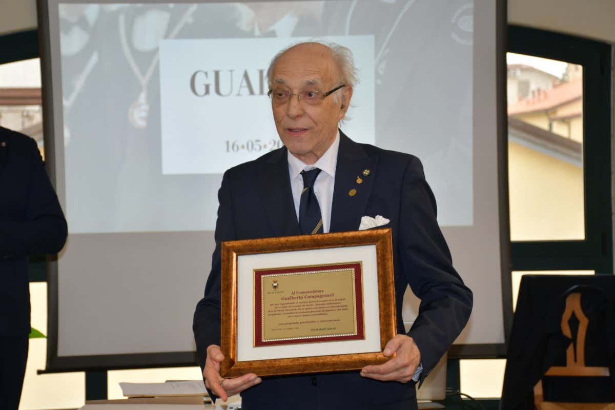 Premio alla carriera a Gualberto Compagnucci, Maestro del vino marchigiano