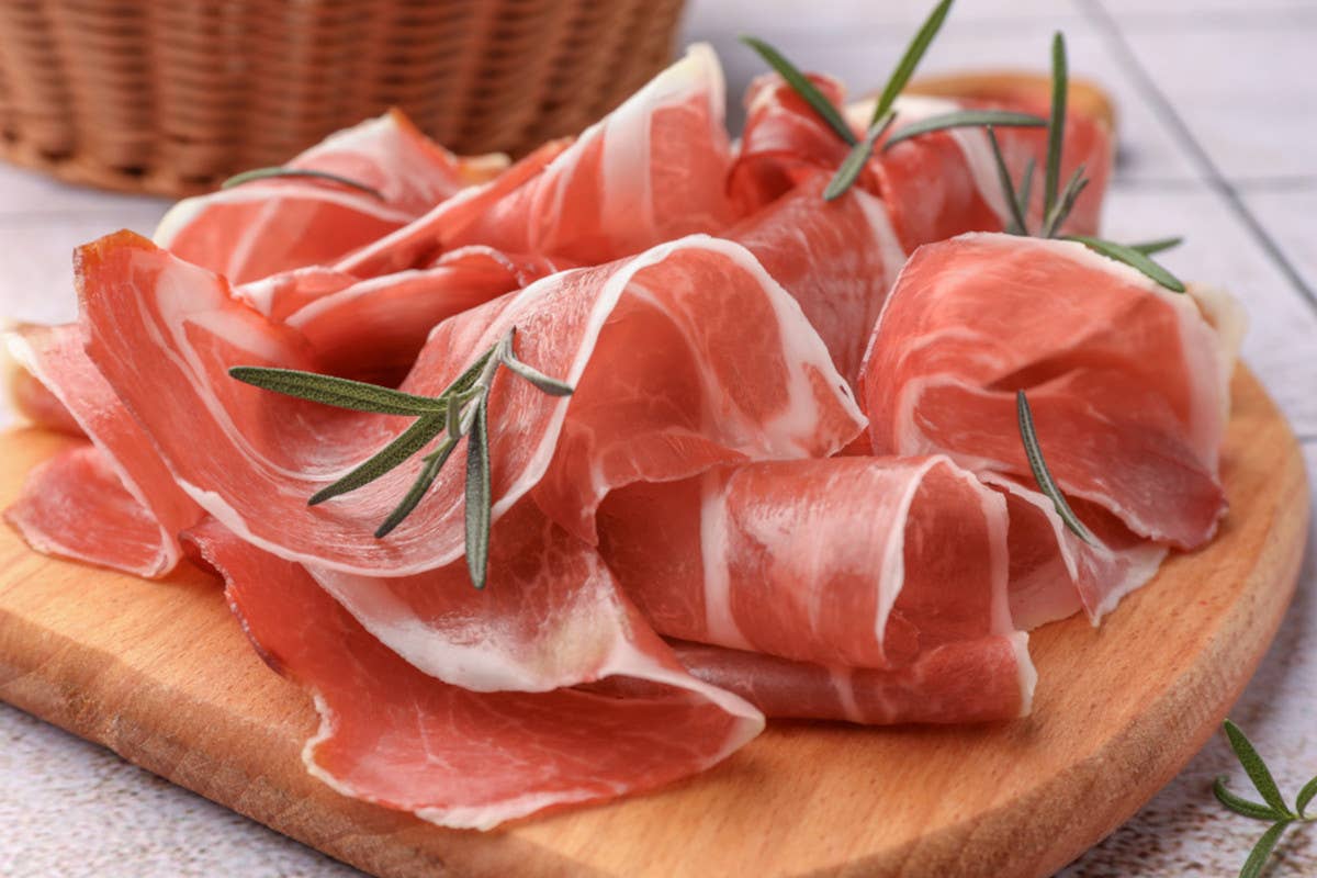 Prosciutto crudo: ecco alcune idee innovative per sfruttarlo in ogni situazione