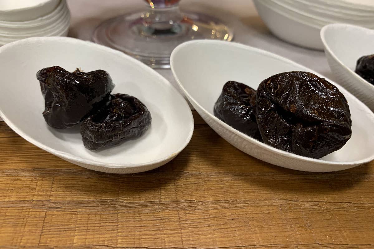 California Prunes: A Journey Through the Supply Chain with Virtual Reality  