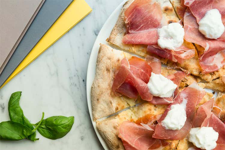 Queen Bee, l’ape regina del gusto Nuovo locale all day long a Roma Queen Bee, l’ape regina del gusto Nuovo locale all day long a Roma