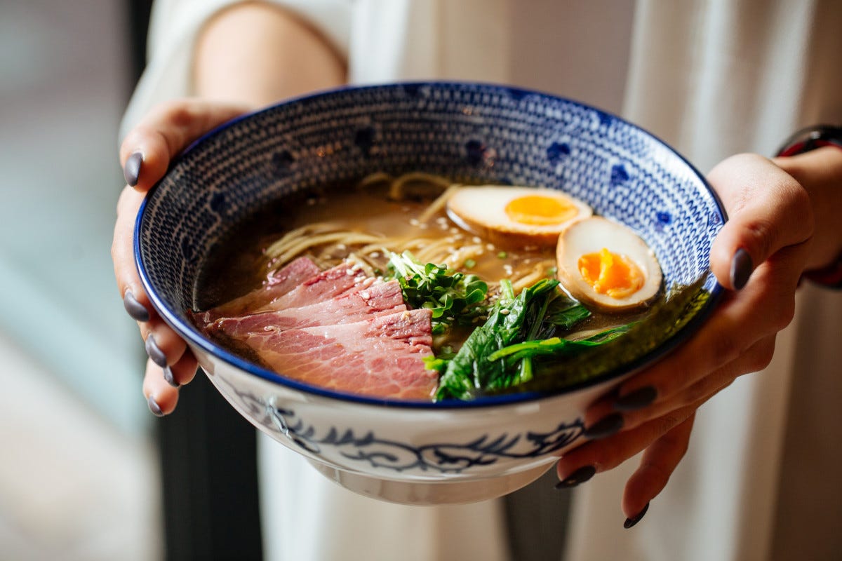 Uova troppo care causa aviaria: in Giappone i ristoranti cambiano i menu