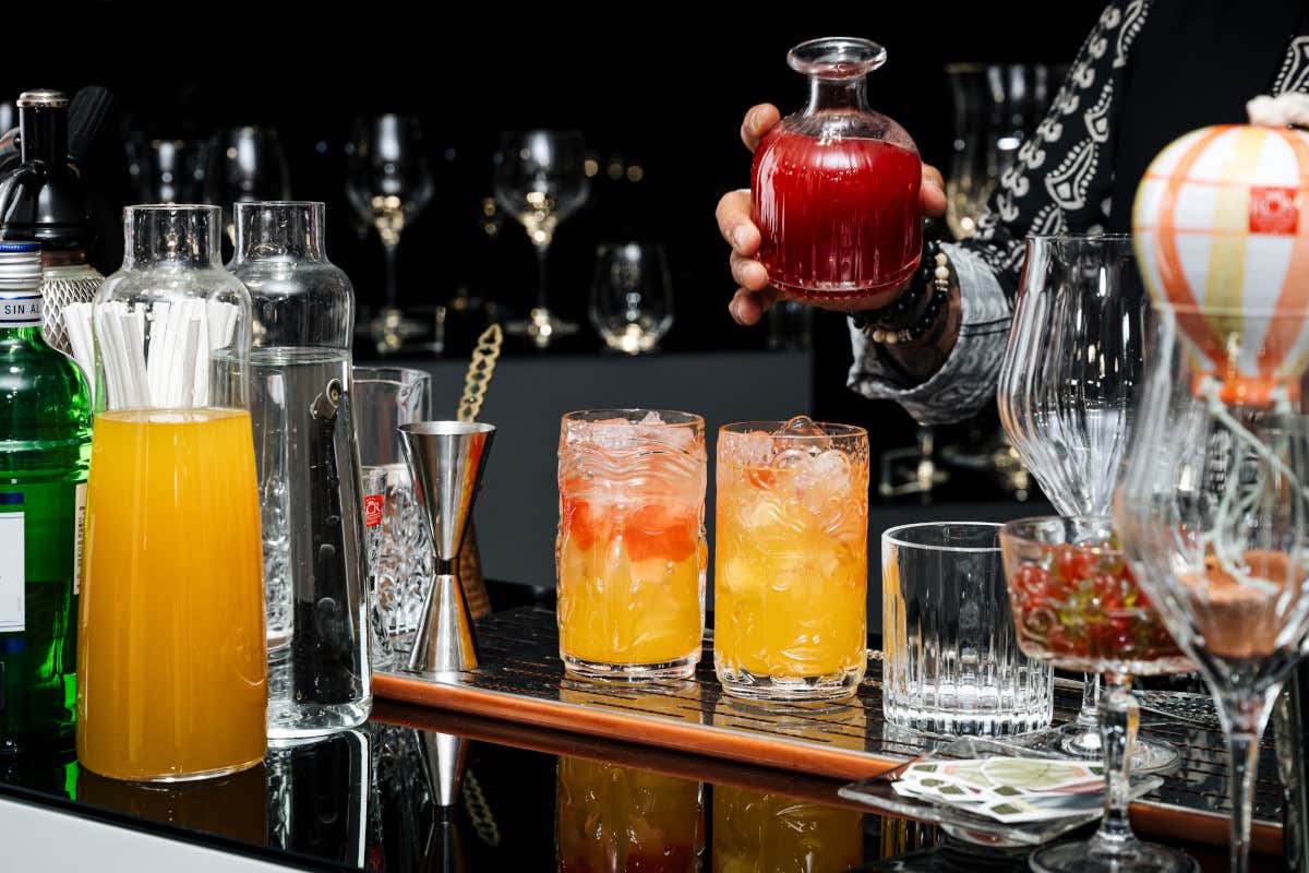 RCR, il vetro che racconta l'Italia ora sogna i 50 Best Bars