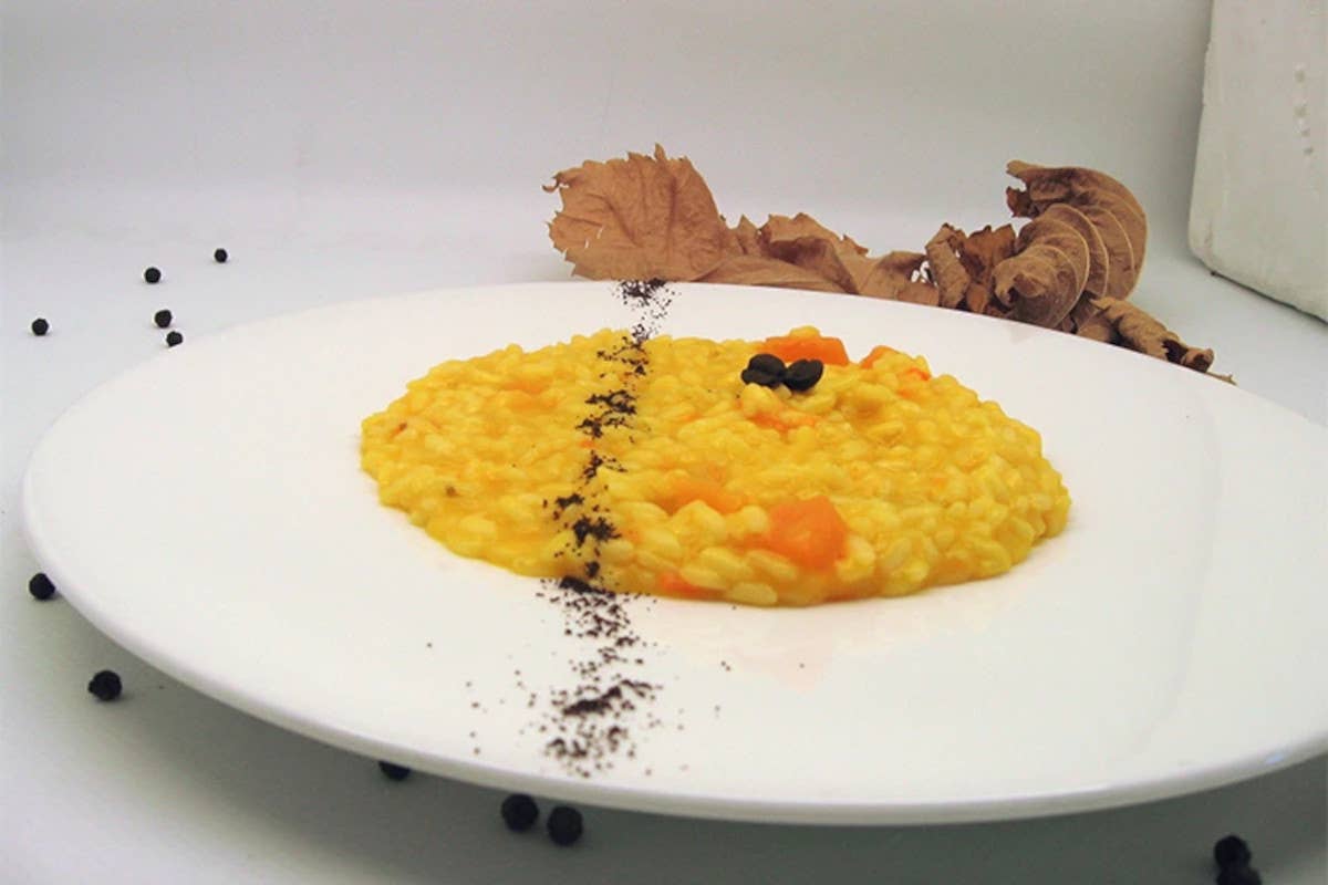 Risotto alla zucca con polvere di caffè: un'esplosione di sapori