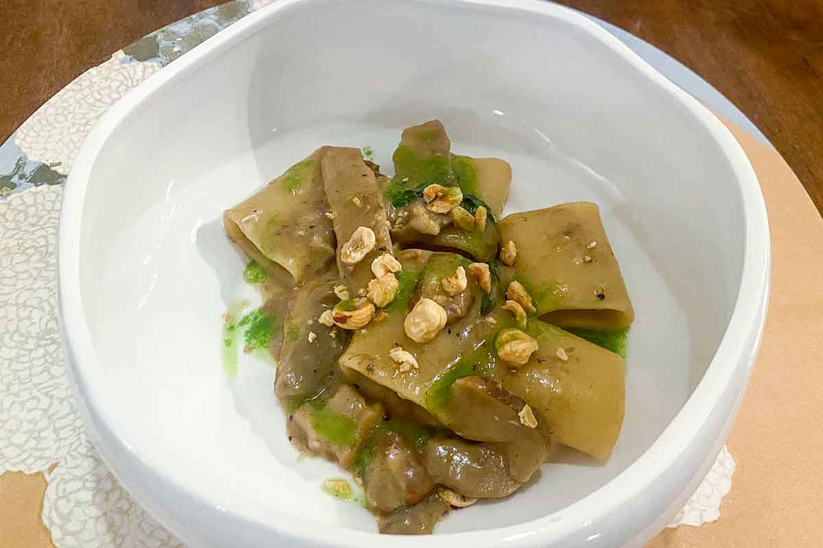 Il ristorante che unisce il pescato dell’Elba e la Chianina del Casentino in cucina Il ristorante che unisce il pescato dell’Elba e la Chianina del Casentino in cucina