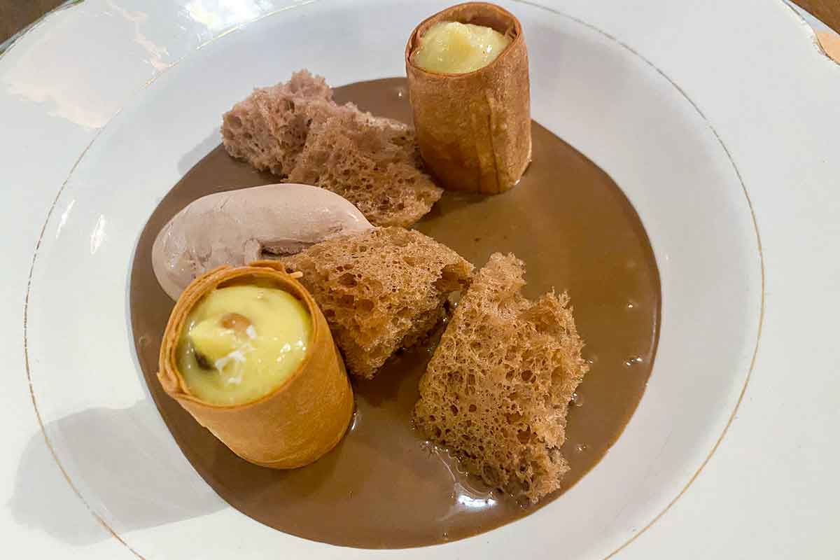 Il ristorante che unisce il pescato dell’Elba e la Chianina del Casentino in cucina Il ristorante che unisce il pescato dell’Elba e la Chianina del Casentino in cucina