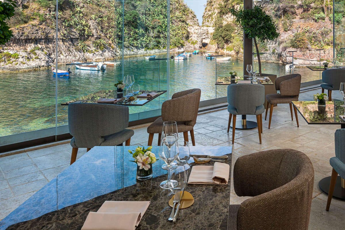 Hotel Atlantis Bay a Taormina, un'estate 2024 da gourmet