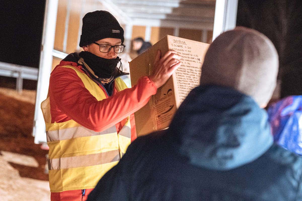 Richemont Club Italia, raccolti sei quintali di biscotti per i bambini ucraini