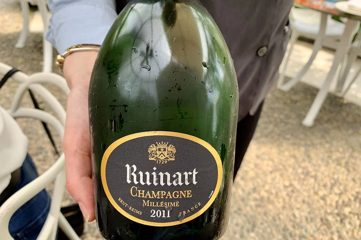 Champagne Maison Ruinart: un viaggio tra arte, sapori e sostenibilità 