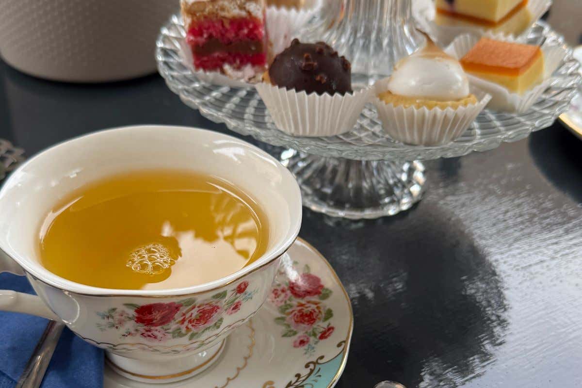 Tè dal mondo in un unico luogo: da Isanti, pluripremiata pasticceria in Tuscia Tè dal mondo in un unico luogo: da Isanti, pluripremiata pasticceria in Tuscia