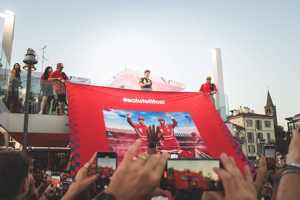 The House of Peroni Nastro Azzurro 0.0% per il Gp d'Italia con Charles Leclerc