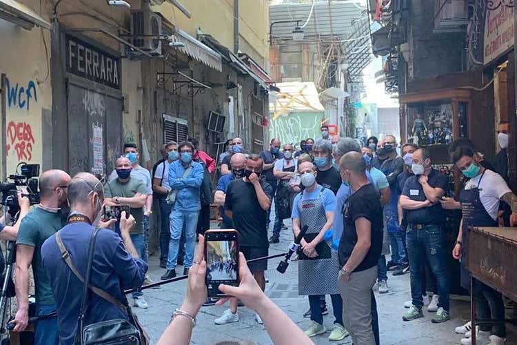 C'&egrave; anche l'emergenza dei presepiai Crisi-Covid a San Gregorio Armeno