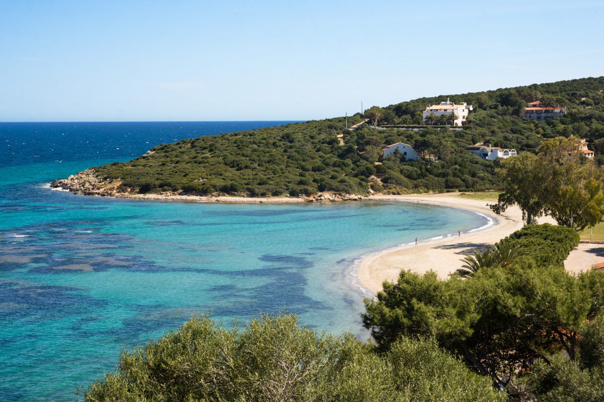 Sant'Antioco, in Sardegna arriva il divieto assoluto di picnic in spiaggia