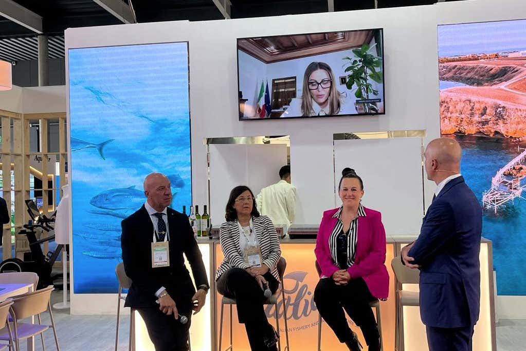 La tavola rotonda al Seafood Expo Global con la partecipazione, da remoto, di Daniela Santanch&egrave; Pesca e turismo un binomio che offre grandi opportunit&agrave;
