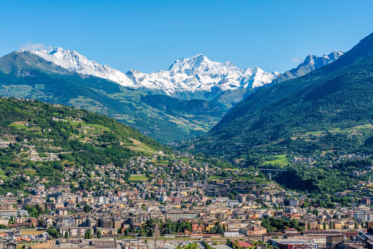 Valle d’Aosta d’estate: perché scegliere Pila per le tue vacanze alpine Valle d’Aosta d’estate: perché scegliere Pila per le tue vacanze alpine