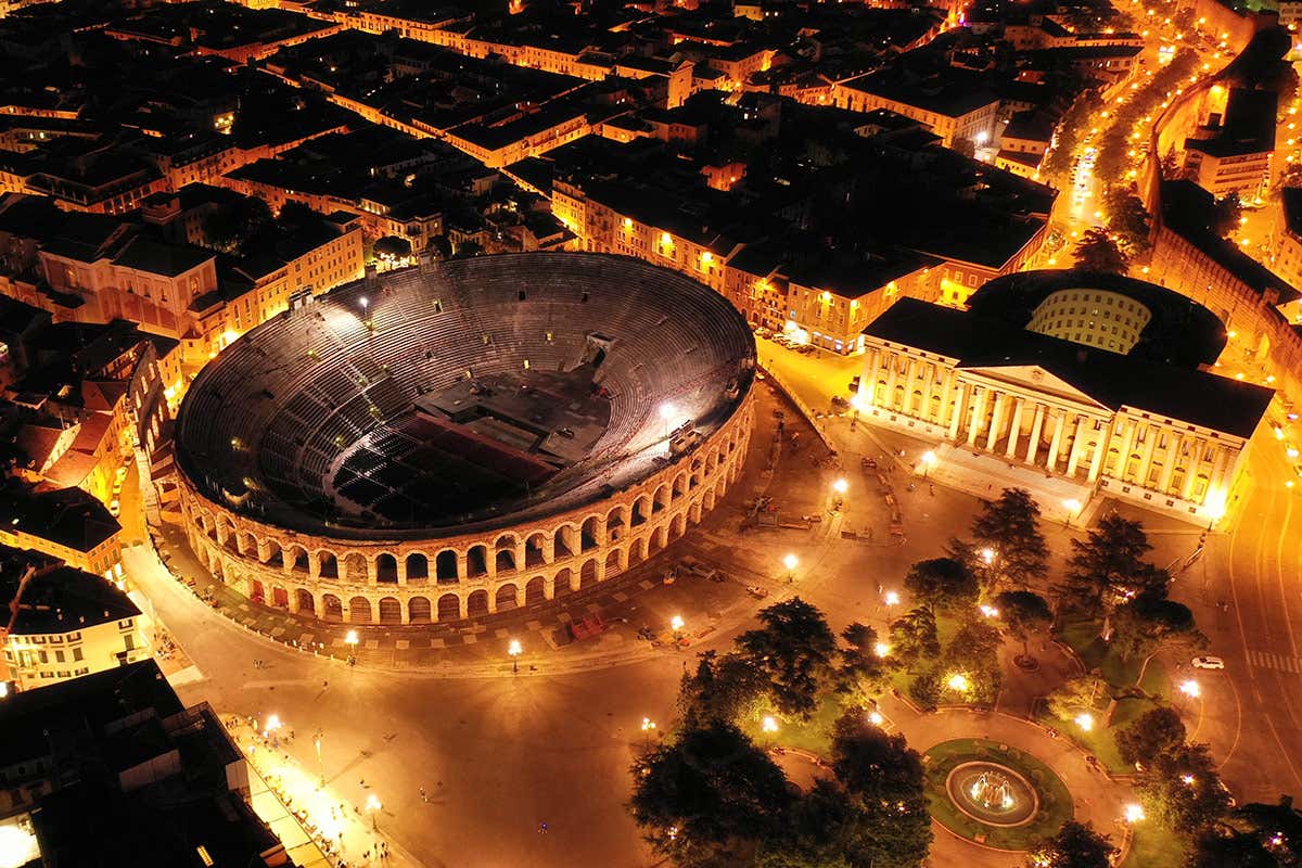 Verona: la città degli innamorati e l'incanto dell'Opera Festival Verona: la città degli innamorati e l'incanto dell'Opera Festival