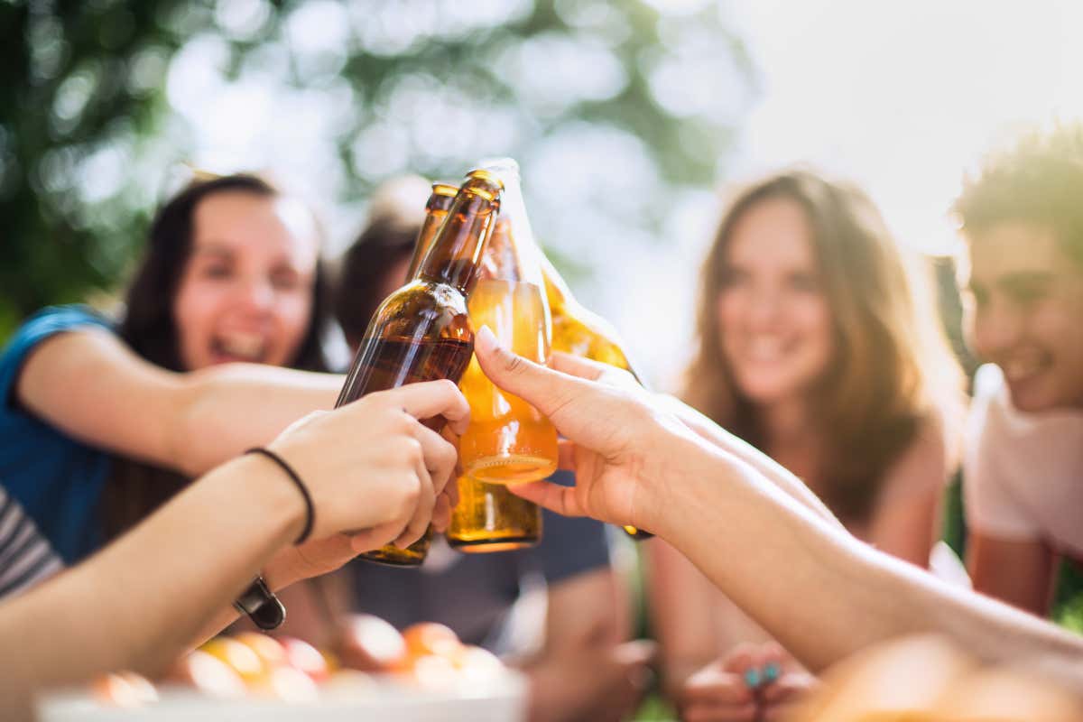 Il dealcolato non seduce i giovani: meglio uno spritz vero che un vino finto