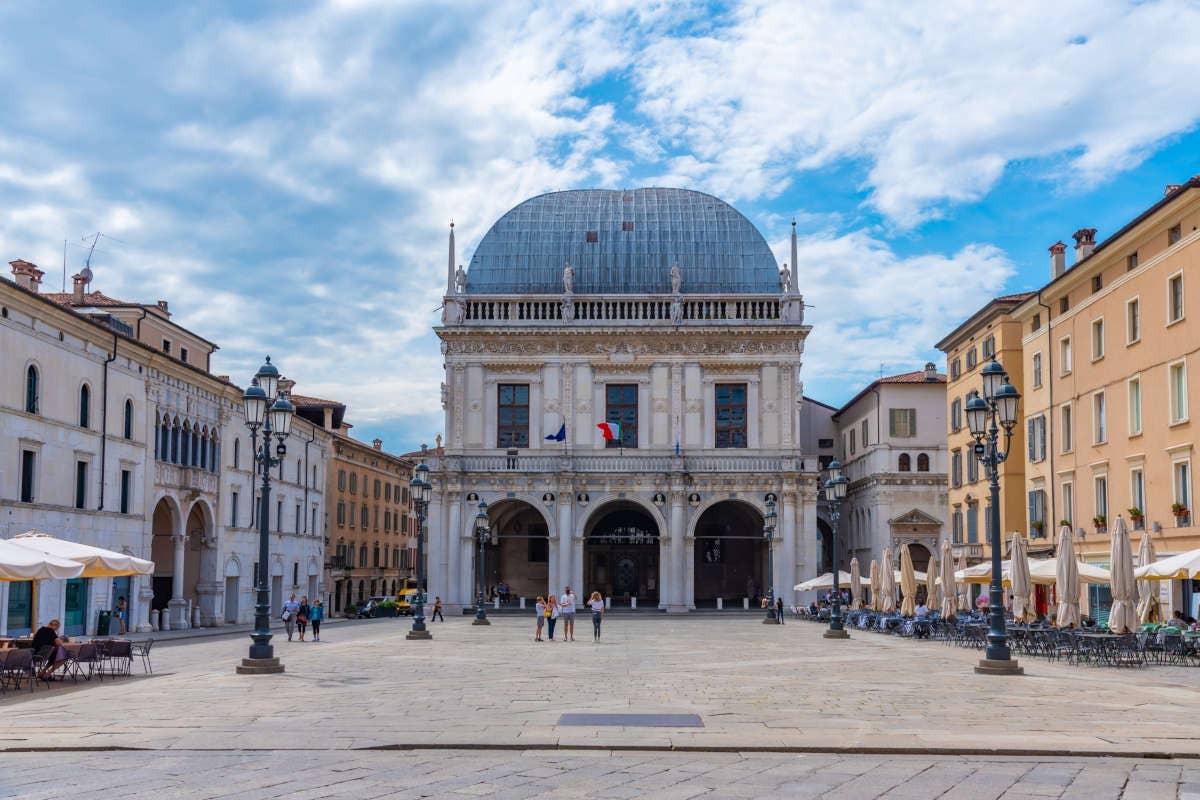 Turismo 2024 a Brescia: boom di pernottamenti ma hotel in difficoltà