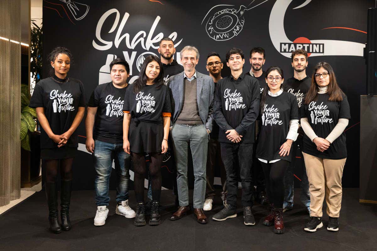 Shake Your Future, record in Italia: 140 allievi ai corsi di mixology Shake Your Future, record in Italia: 140 allievi ai corsi di mixology