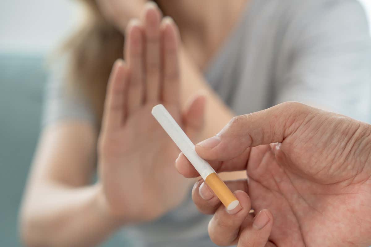 Smettere di fumare e paura di ingrassare: ecco cosa c’è di vero Smettere di fumare e paura di ingrassare: ecco cosa c’è di vero