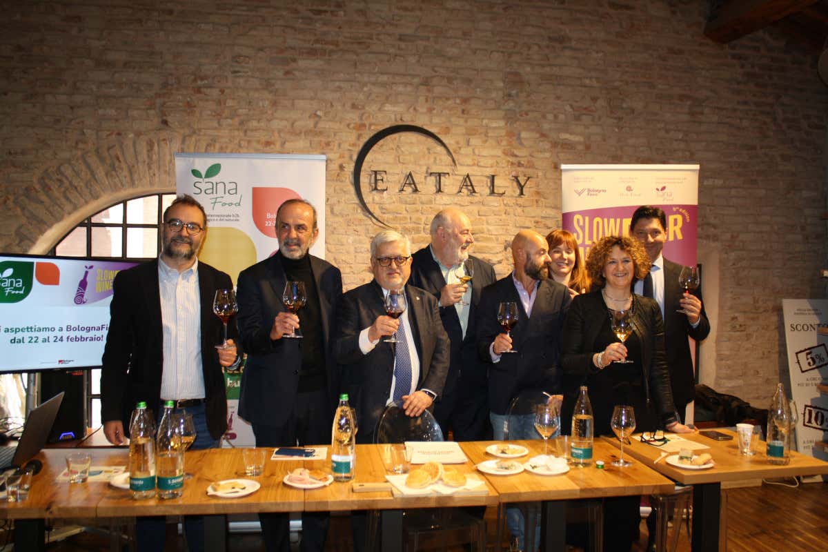 Slow Wine Fair torna a Bologna con 1.100 cantine e una sfida etica sul vino