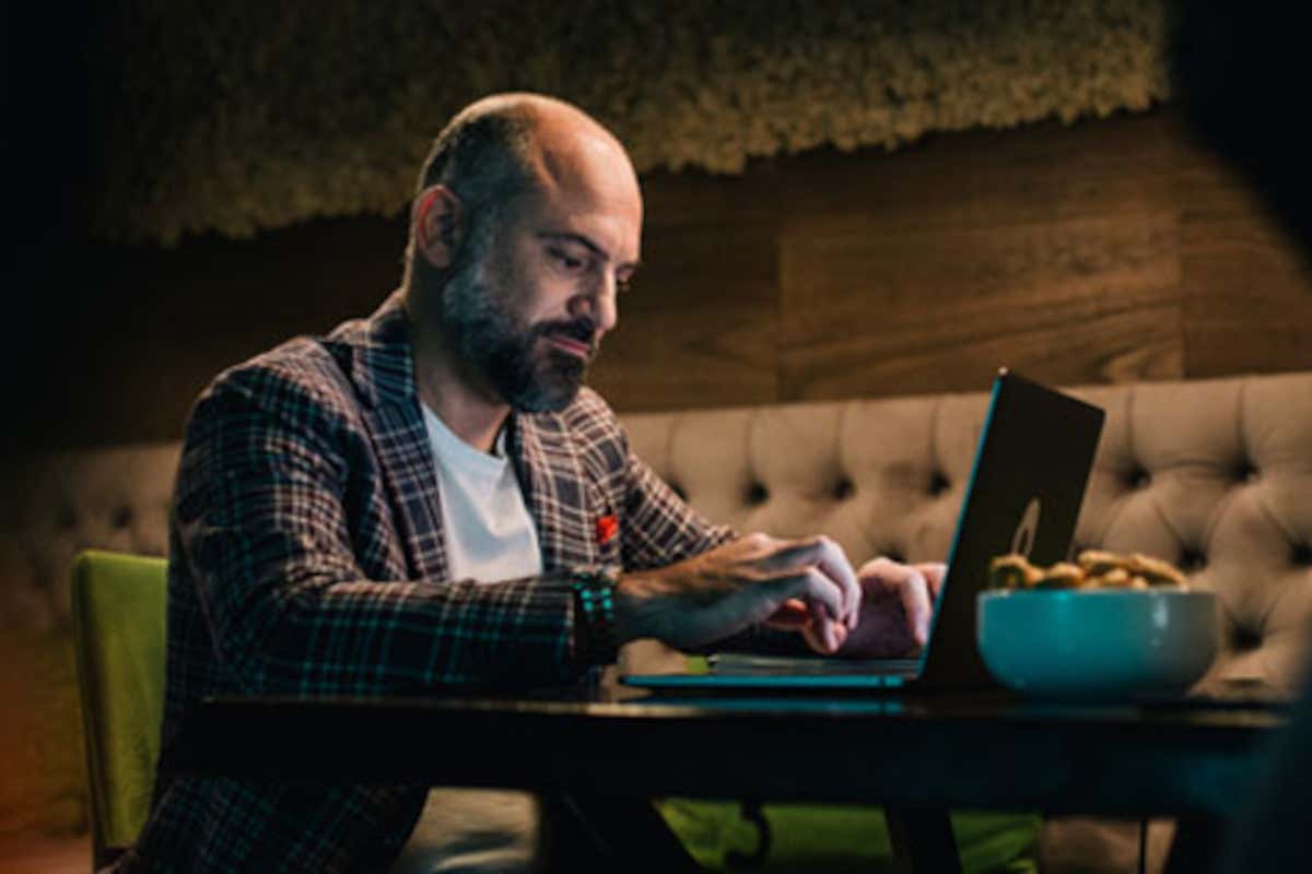 Stefano Cocco, indagato dalla Guardia di finanza di Roma per frode fiscale Stefano Cocco tra gli indagati: maxi sequestro per presunta frode fiscale