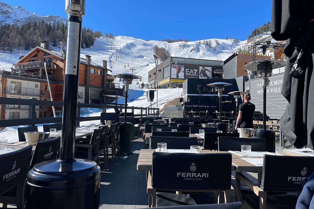 Courmayeur, con Super G e Champagne a porter, l'après-ski è tutta un'altra cosa...