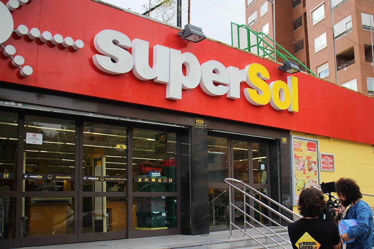 L'insegna Supersol Colpo Carrefour in Spagna: acquisiti i magazzini Supersol L'insegna Supersol Colpo Carrefour in Spagna: acquisiti i magazzini Supersol