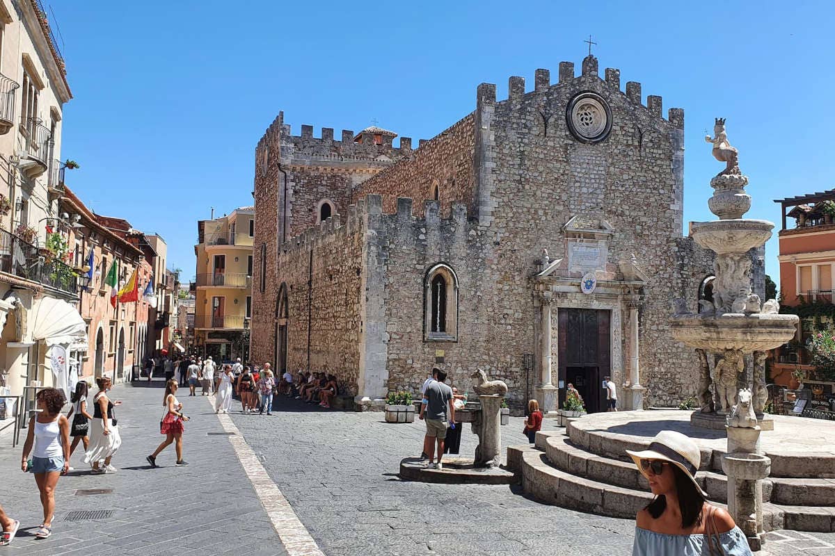 Un weekend di cucina siciliana e vino a “Taormina WinExpo”