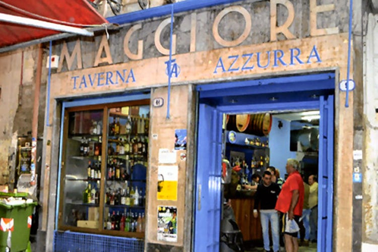 La Taverna Azzurra - Palermo fa i conti con le restrizioni I locali della movida chiedono aiuti